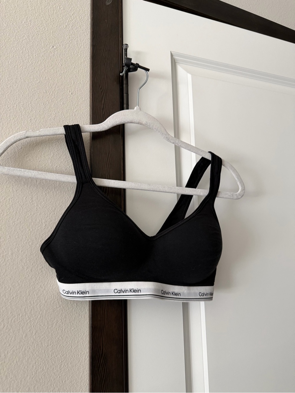 Calvin Klein Black Wireless Logo Band Bralette